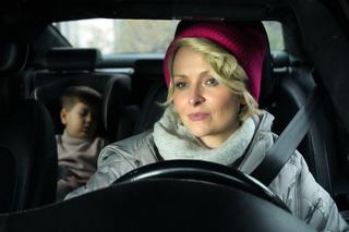 Barwy szczęścia, odc. 2985: Bożena (Marieta Żukowska), Tadzio (Józio Trojanowski)