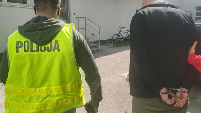 Akcja policji z Torunia na JAR-ze. W mieszkaniu było mnóstwo narkotyków