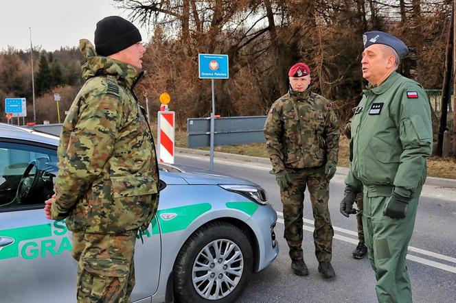 Wojskowi na ulicach Tarnowa i Nowego Sącza! Pomogą w walce z epidemią koronawirusa!