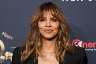 Halle Berry ma prawie 60 lat. Na czerwonym dywanie wszystkim opadły szczęki ma 59