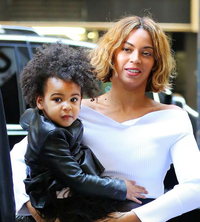 Beyonce i Blue Ivy Carter na zakupach. Jaka matka, taka córka? ;] ZDJĘCIA