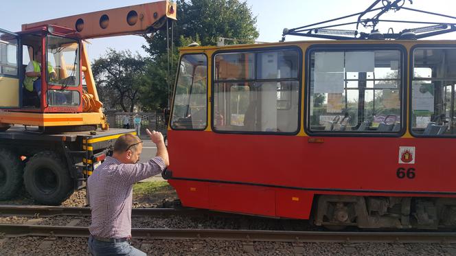 Tramwaj zderzył się z betoniarką