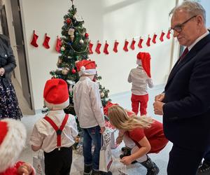 Przepiękny spot świąteczny powstał w Dobrzejewicach i Obrowie. Zdjęcia z nagrań