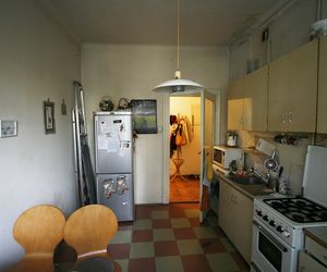 Jasne mieszkanie w przedwojennej kamienicy