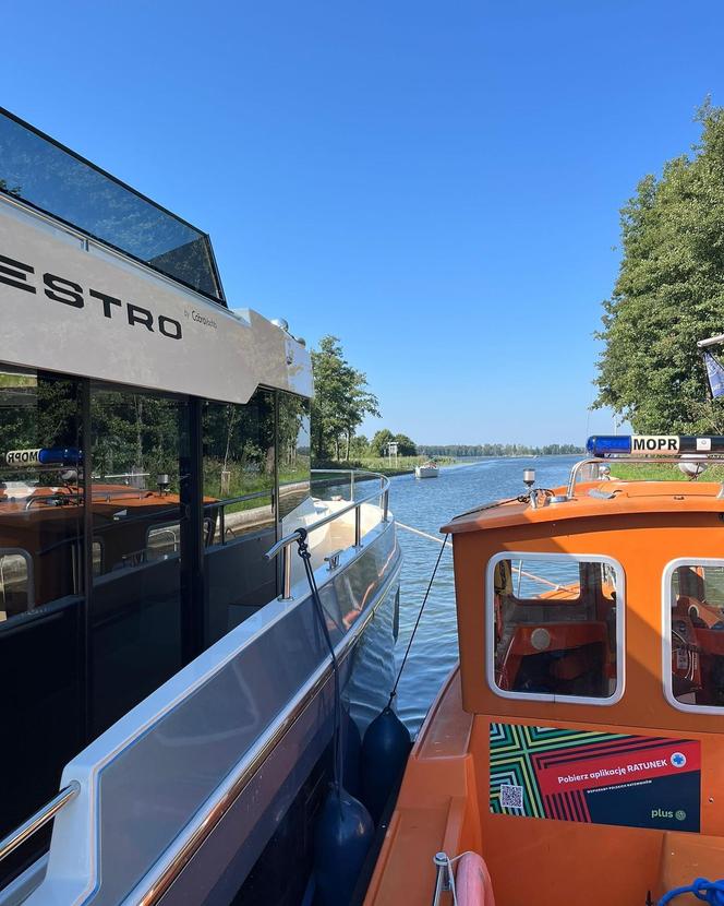 Samochód na dnie Kanału Grunwaldzkiego. Akcja służb