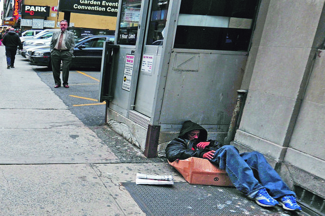 Miliony na usuwanie bezdomnych z NYC