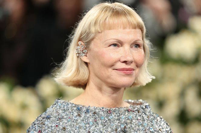 Pamela Anderson 30 lat po wielkim skandalu. Co dziś słychać u gwiazdy "Słonecznego patrolu"?