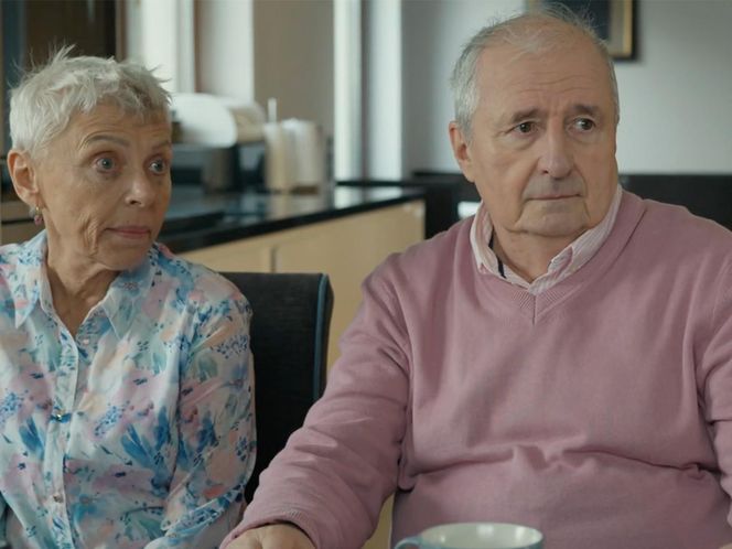 Barwy szczęścia, odcinek 3199: Krystyna (Hanna Bieluszko), Krzysztof Jaworski (Jacek Kałucki) 