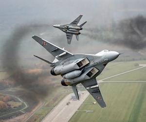Myśliwce MiG-29 nad Malborkiem