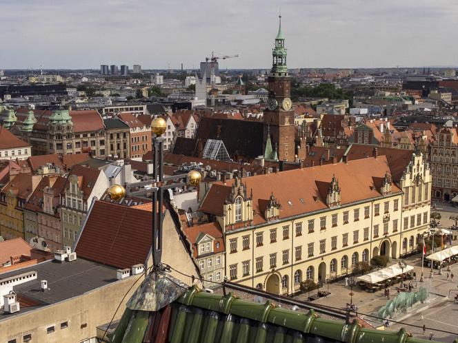 Spór o krzyże we wrocławskich urzędach