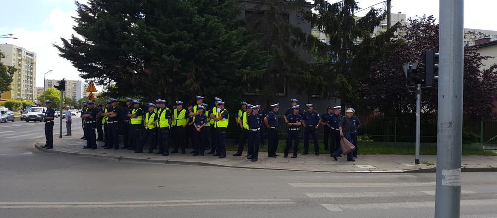 Funkcjonariusze rywalizujący w konkursie Policjant Ruchu Drogowego 2017