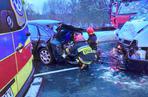 Wypadek na Pileckiego. Zderzyły się dwa samochody. Jedna osoba trafiła do szpitala