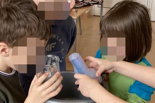 Poczuj chemię do Jezusa. Kontrowersyjne eksperymenty w toruńskiej szkole.