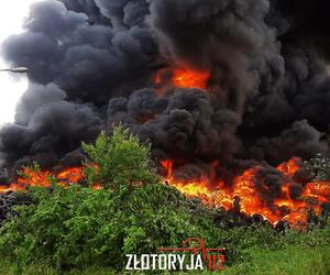 Pracownik oblany gorącym olejem, kolejny zmarł po wypadku