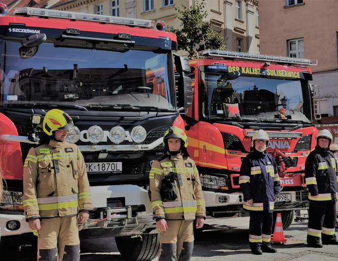 Uroczystość nadania sztandaru Komendzie Miejskiej Państwowej Straży Pożarnej w Kaliszu