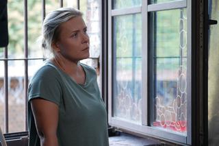 Pierwsza miłość odc. 2835 - opis, streszczenie: Marysia nie może sobie znaleźć miejsca po śmierci duchownego