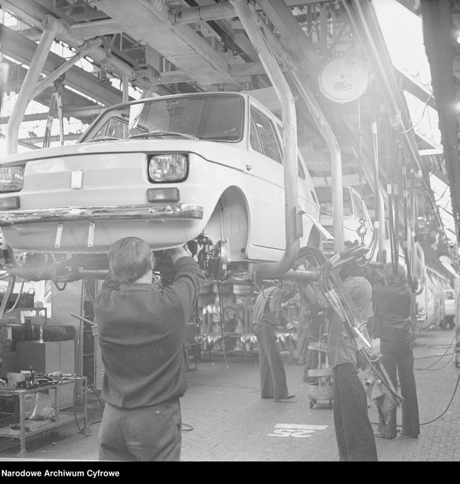 Polski Fiat 126p: Historia "malucha", który zmotoryzował Polskę