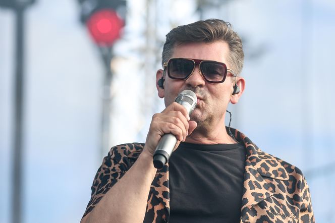 Śląska Scena Letnia na promenadzie przy Stadionie Śląskim w Chorzowie
