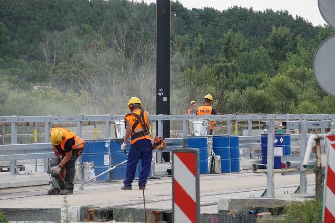 Nad Brdą w Bydgoszczy powstają nowe mosty. Zaglądamy na plac budowy [ZDJĘCIA]