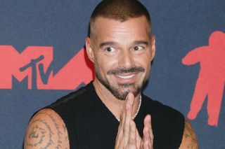 Ricky Martin jak wino. 53-letni piosenkarz zamieścił półnagie zdjęcie! Tak dziś wygląda ikona lat 90.