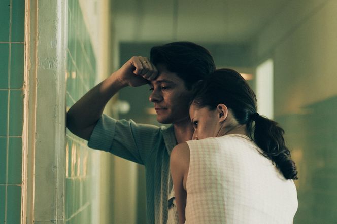 Czarna śmierć, odcinek 1: Żona Igora umiera na czarną ospę, ale oficer wywiadu Łucja chce zataić chorobę - ZDJĘCIA