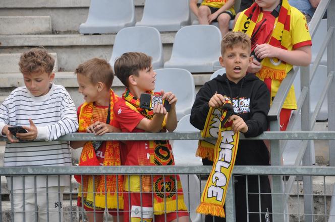 Korona Kielce - Ruch Chorzów. Zdjęcia kibiców na Suzuki Arenie