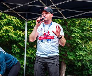 Sportowe emocje w Chorzowie. 150 biegaczy wystartowało w 6. edycji Chorzowskiej Dychy