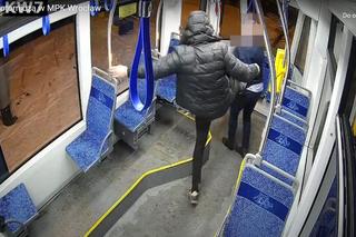 Wrocław. Agresor z tramwaju poszukiwany 