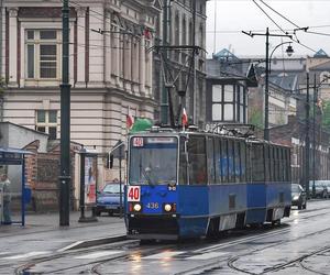 3. Ile tramwajów trafiło do Krakowa?