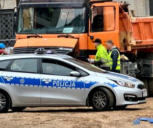 Wykopali ludzie szczątki w samym centrum Warszawy. Robotnicy wykopali kości podczas prac ziemnych