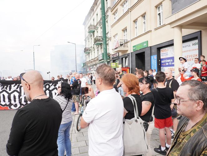 Godzina "W" w Sosnowcu. Mieszkańcy Zagłębia oddali hołd w 81. rocznicę Powstania Warszawskiego