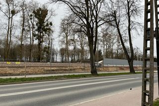 Odcięli miasto od jeziora. Kontrowersje wokół remontu linii kolejowej na Mazurach