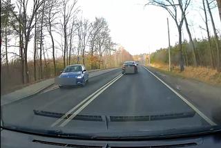 Surowe mandaty za wyprzedzanie dla dwóch kierowców