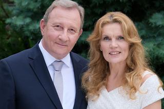 M jak miłość, odcinek 1684: Staszek (Sławomir Holland), Krystyna Banach (Dorota Chotecka-Pazura)