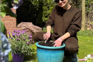 Małgorzata Socha wiosenne porządki w ogródku
