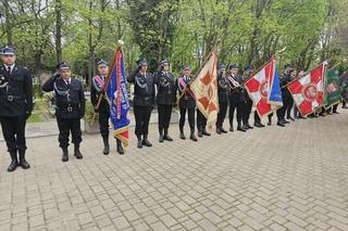 Kraków. Andrzej Duda ukląkł przed grobem posła PSL. Prezydent uczcił rocznicę katastrofy smoleńskiej