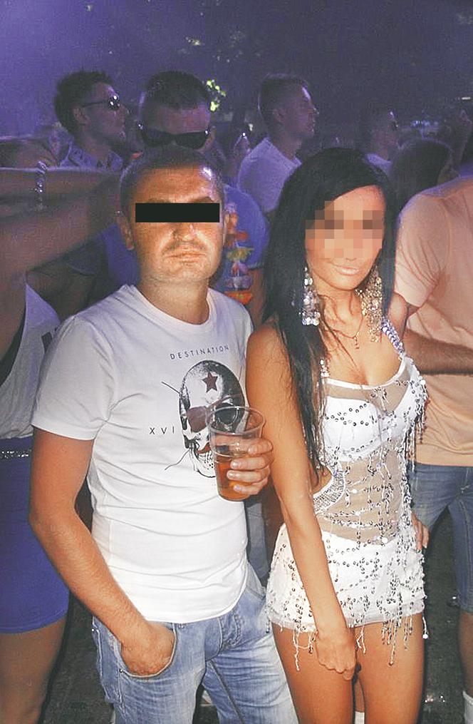 Seks fotograf sprzedawał modelki