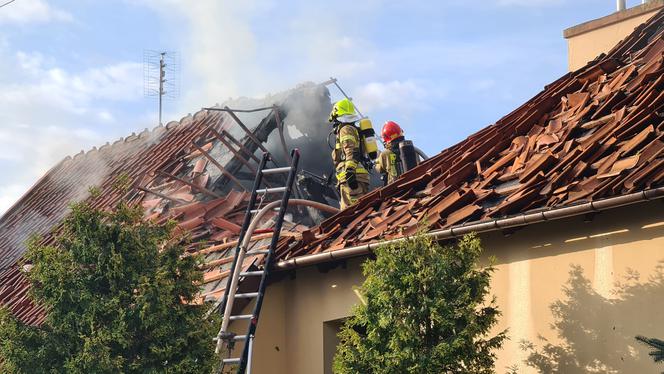 Tragedia w Nowym Stawie! W pożarze plebanii zginął ksiądz