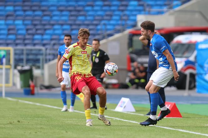 Ruch Chorzów - Znicz Pruszków, bezbramkowy remis na Stadionie Śląskim