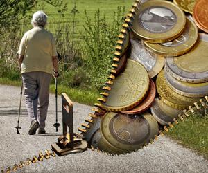 Prawie pół miliona bieda emerytur w Polsce. Osiągnęli wiek emerytalny,  ZUS wypłaca grosze