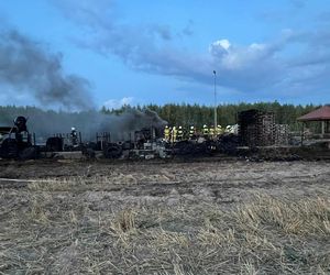 Pożar bazy transportowej w miejscowości Ławki w gminie Łuków