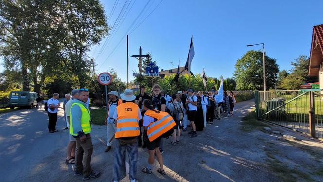 Wędrówka zakończona! Pierwsze grupy z woj. lubelskiego wchodzą już na Jasną Górę! 