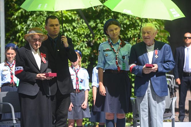 81. rocznica Powstania Warszawskiego. Prezydent Duda wręczył odznaczenia powstańcom
