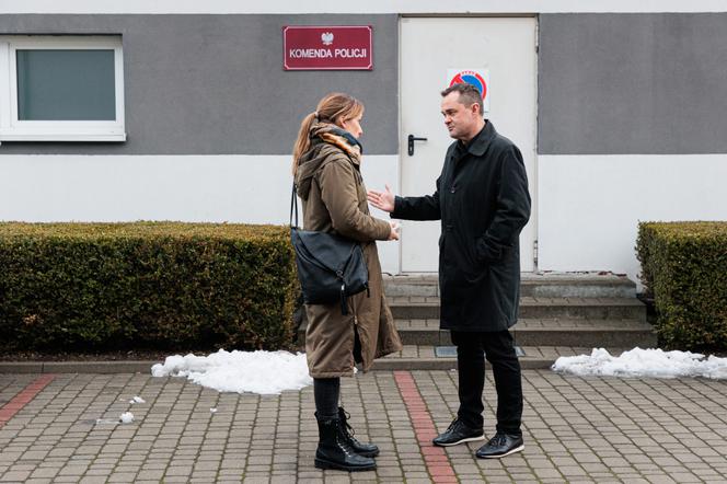 Na Wspólnej, odcinek 3392: Sławek Dziedzic (Mariusz Słupiński), Iga (Lidia Sadowa)