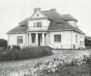 Stare zdjęcia Starachowic, a na nich Kolonia Robotnicza i siedziba urzędników w Wierzbniku