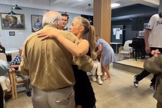 Gwiazdy i tancerze z TzG z wizytą u Powstańców