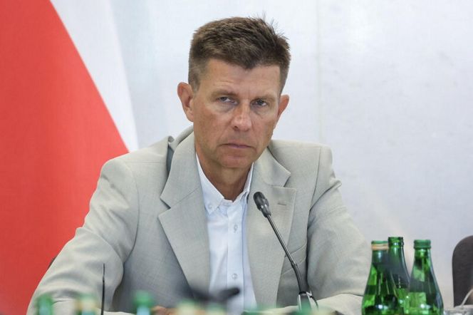 Z Nowoczesną i Teraz! mu nie wyszło. Nowoczesny Smerf wierzy, iż z Polską 2050 będzie inaczej