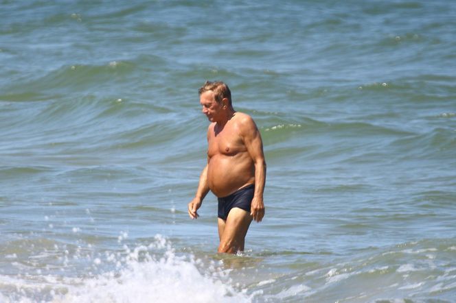 Jan Englert z żoną i ćorką w Juracie