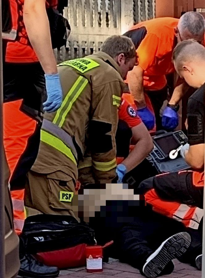 Rąbnął w ogrodzenie zabił pasażerkę