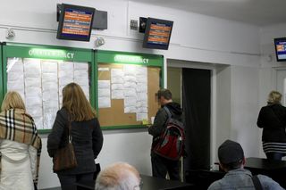 Bezrobocie w sierpniu urosło! Rząd Tuska ujawnia niepokojące informacje